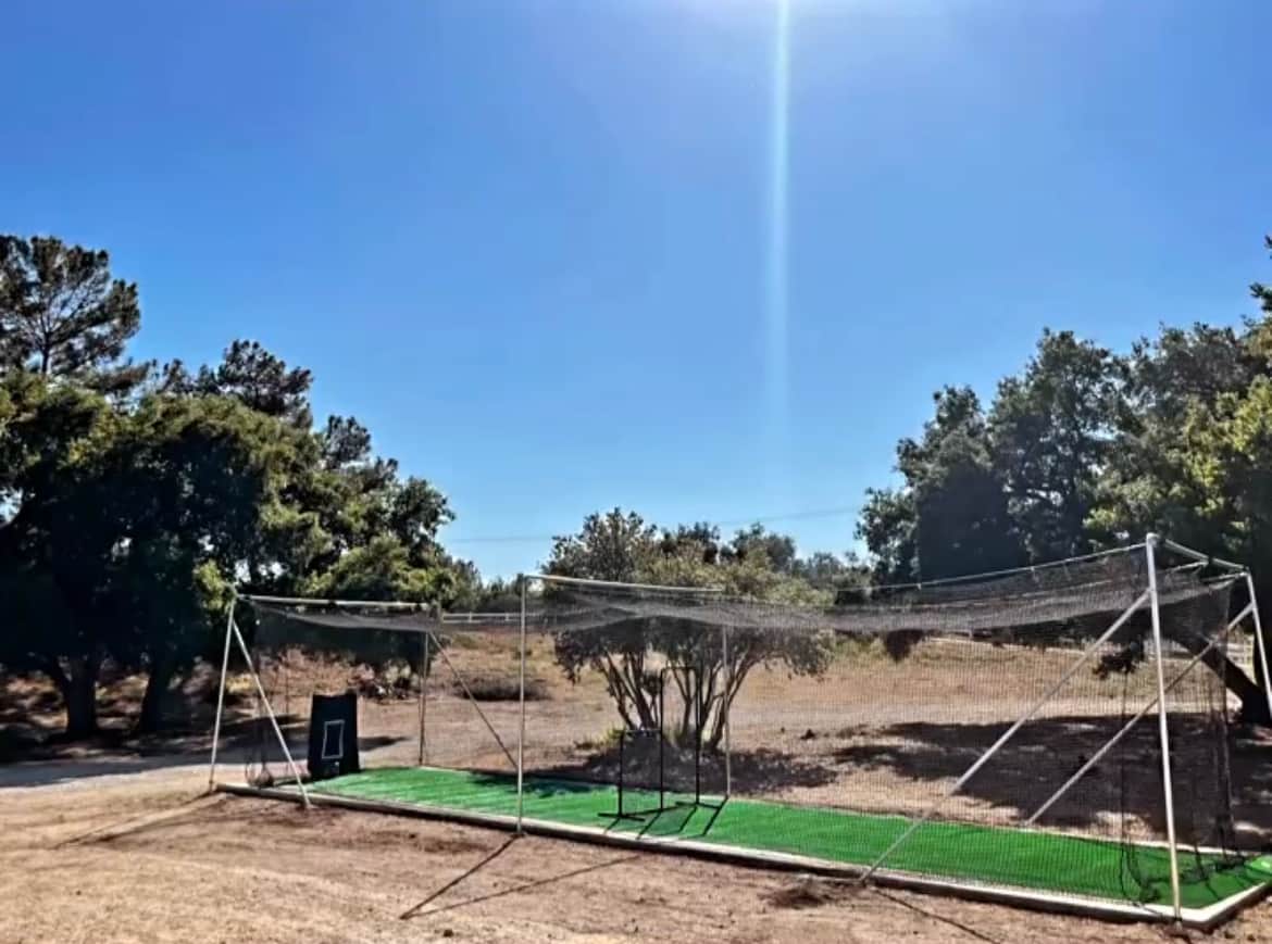 Outdoor Batting Cage in Castaic, CA — Pitching Machine & Lighted