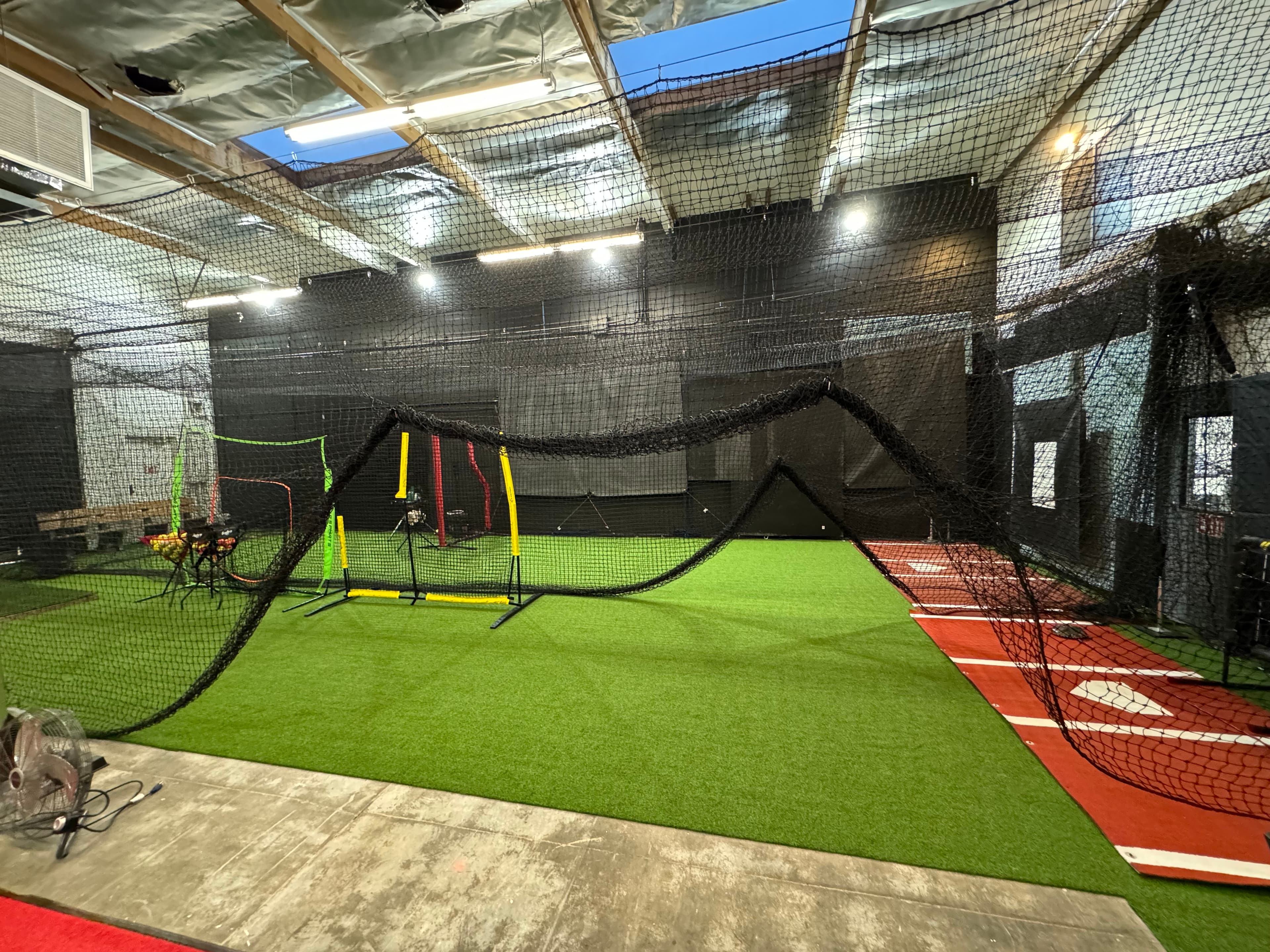 2 Exceptional indoor private batting cages in Santa Paula - photo 2